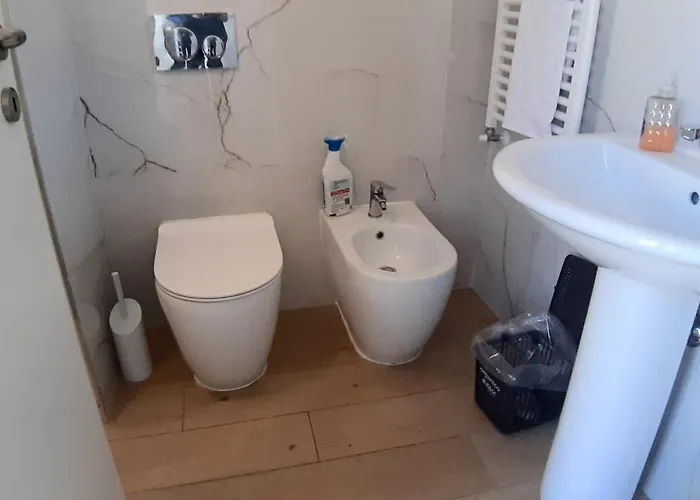 Apartman Chez Sabrine - Via Fiume 112 La Spezia